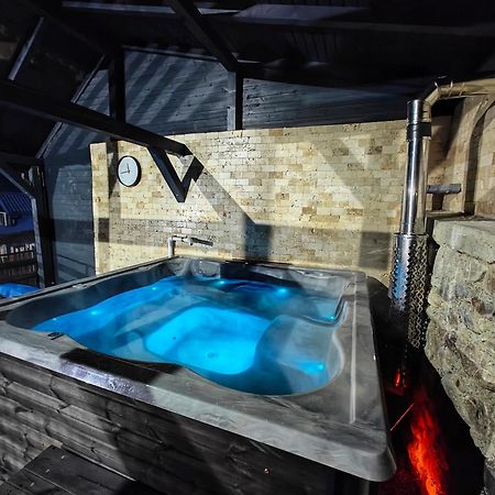 Casa Miclau Apartment Baile Herculane Bagian luar foto