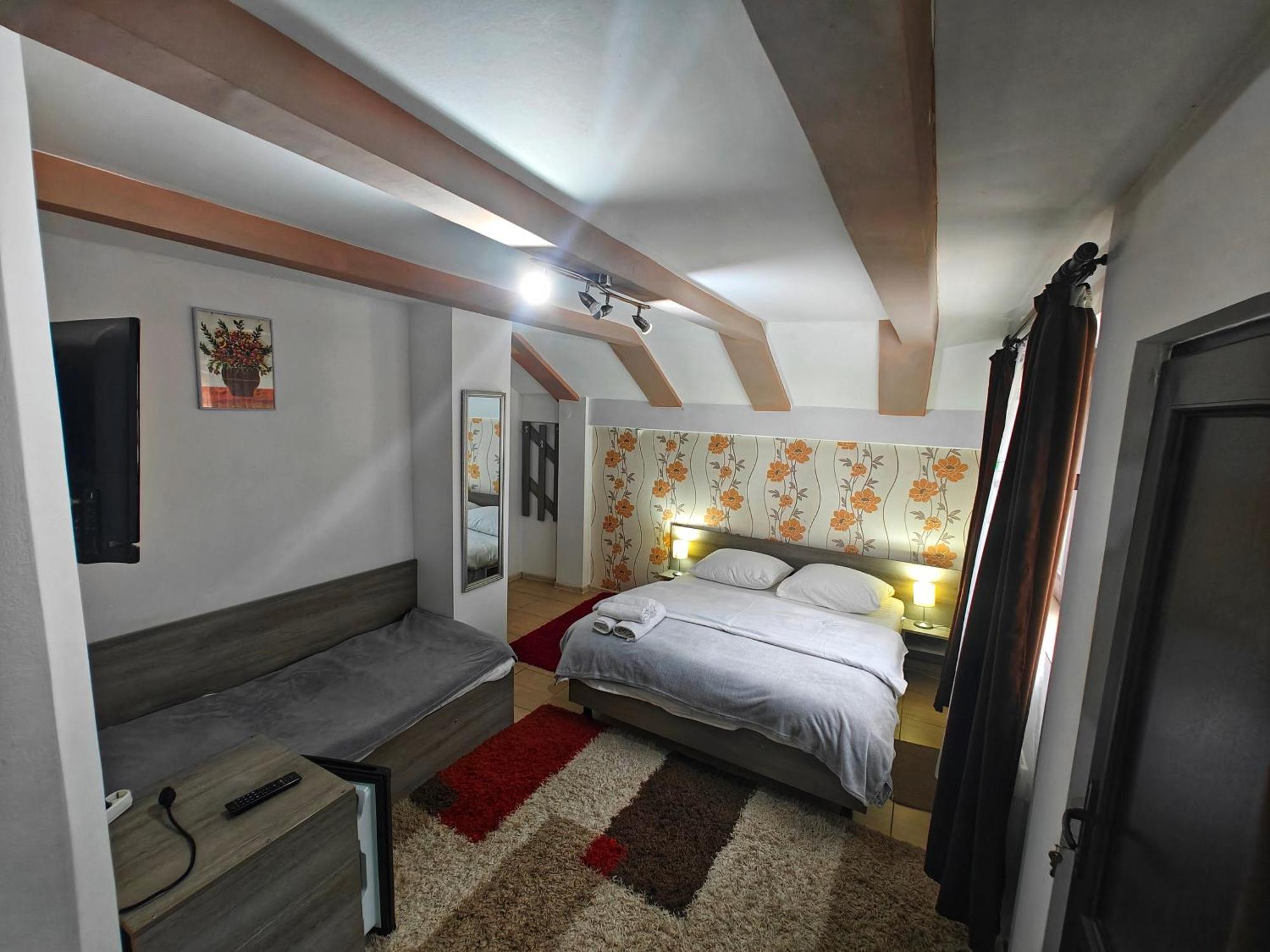 Casa Miclau Apartment Baile Herculane Bagian luar foto