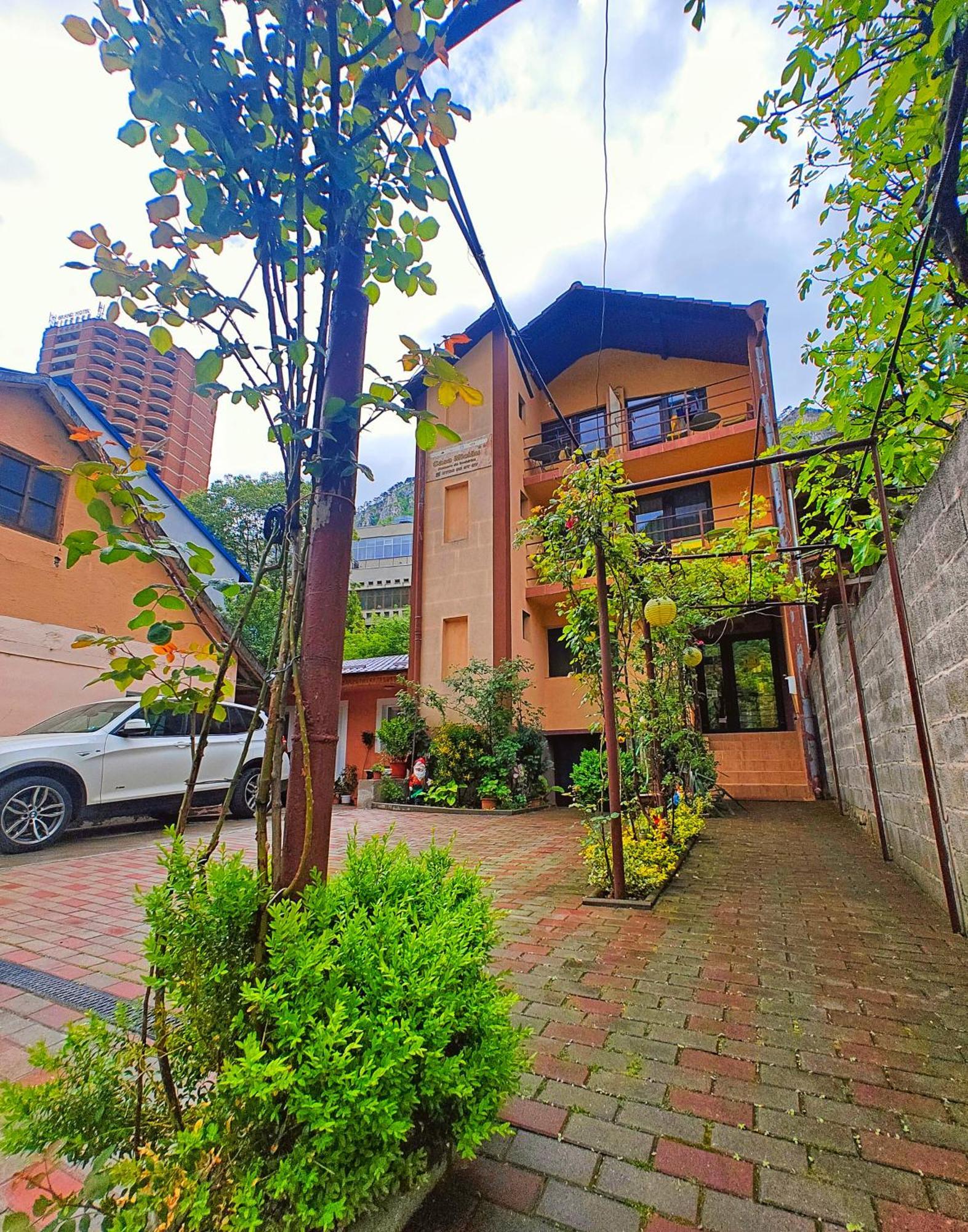 Casa Miclau Apartment Baile Herculane Bagian luar foto