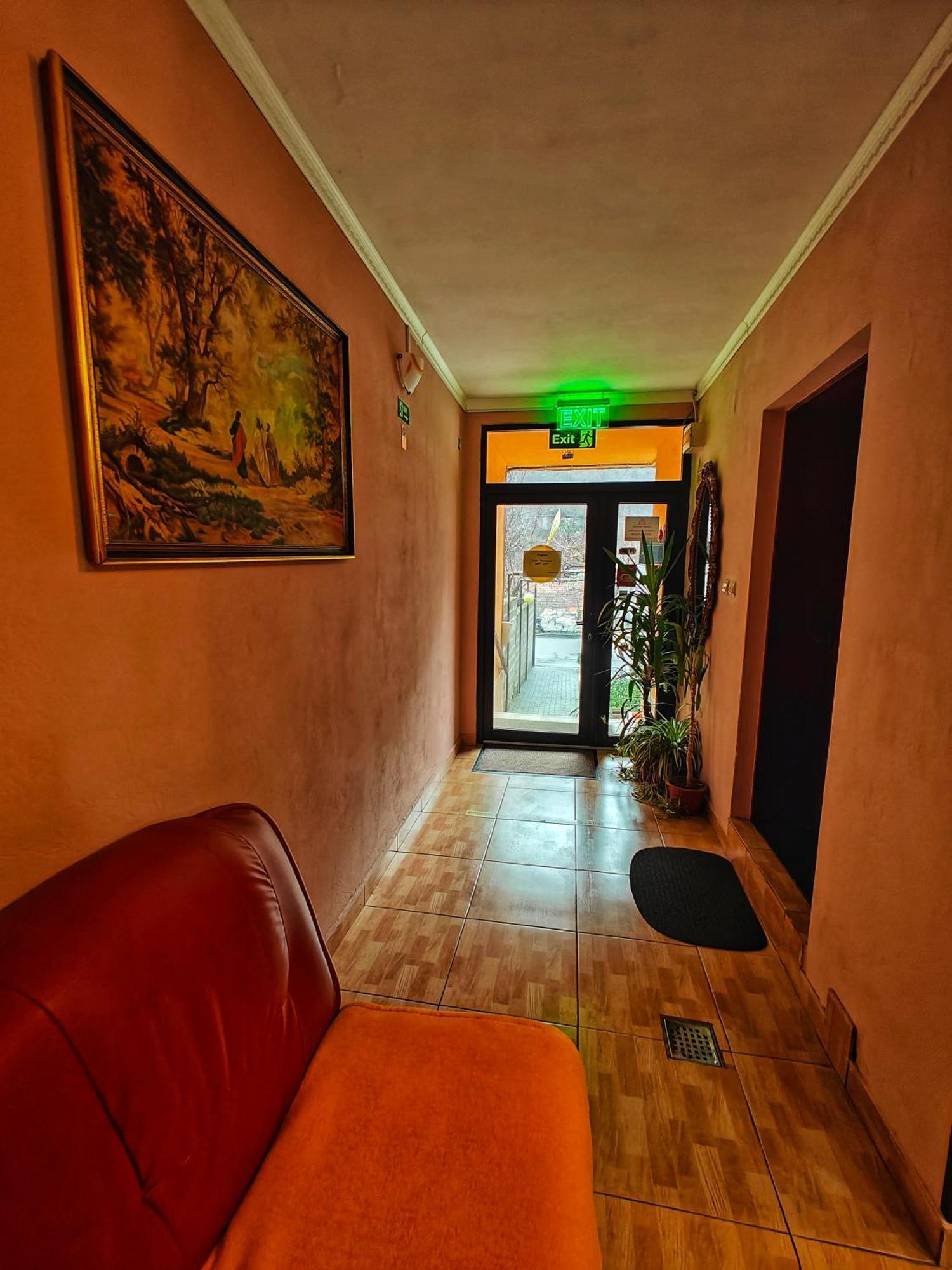 Casa Miclau Apartment Baile Herculane Bagian luar foto